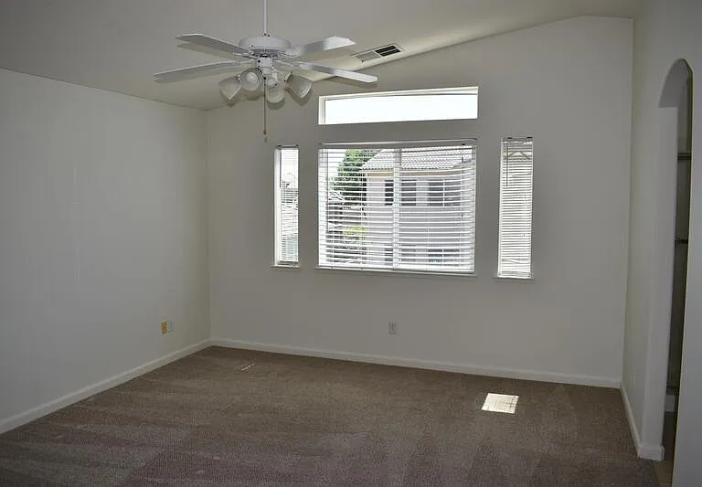 4670 Tolman Way — Photo 15