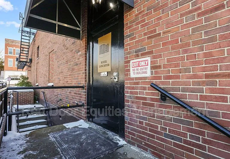 123 N Broad St #201 — Photo 30