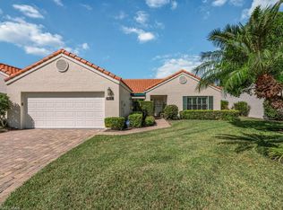 825 Reef Point Cir, Naples, FL 34108