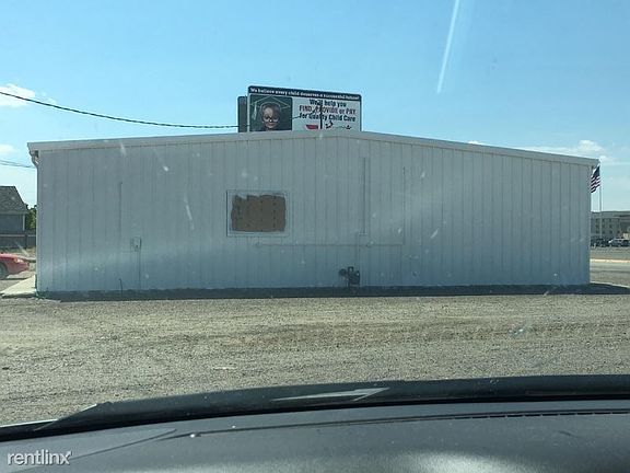 3rd image of 623 N Central Ave