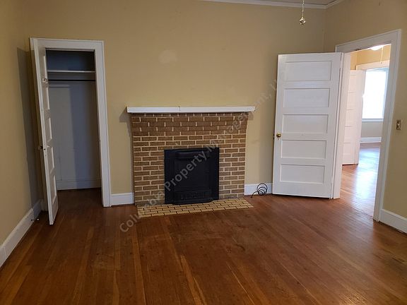 2nd image of 408 S Waccamaw Ave #A