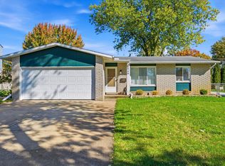 8949 Bristol Ct, Ypsilanti, MI 48198