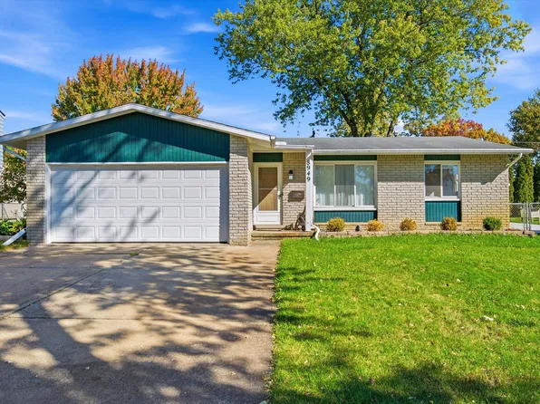 8949 Bristol Ct, Ypsilanti, MI 48198