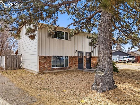 3rd image of 4011/4013 Tappan Dr