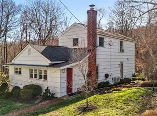 63 Deerfield Rd, Katonah, NY 10536