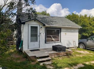 108 W Page St, Rose City, MI 48654