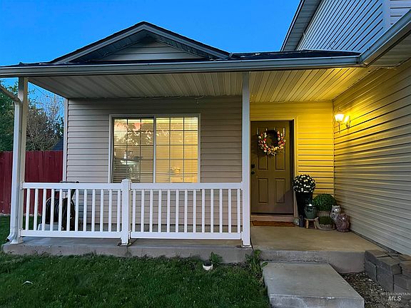 2nd image of 2108 Belhaven Ct