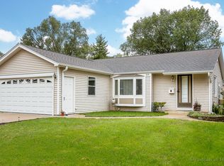 219 W Hickory Rd, Lombard, IL 60148