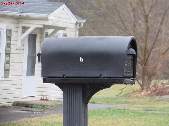 2nd image of 6 Seminole St