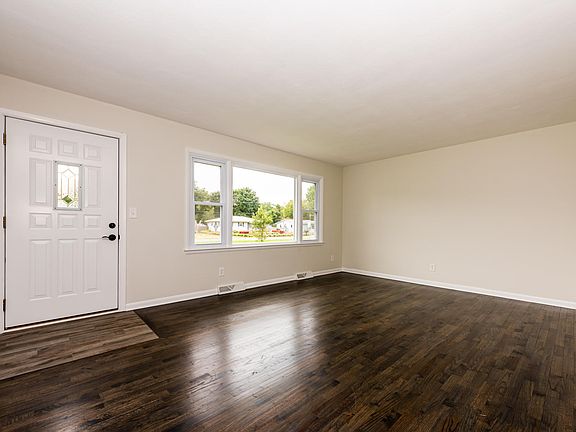 4th image of 140 Millburg Dr