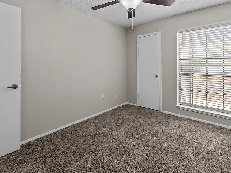 Bristol Apartment Living — Photo 26