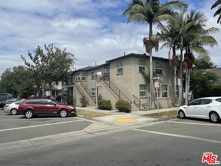 102 Gaviota Ave #106 — Photo 35