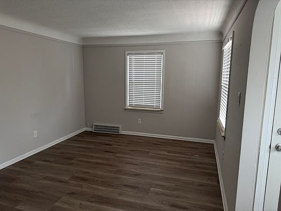 5th image of 24800 Oxford St