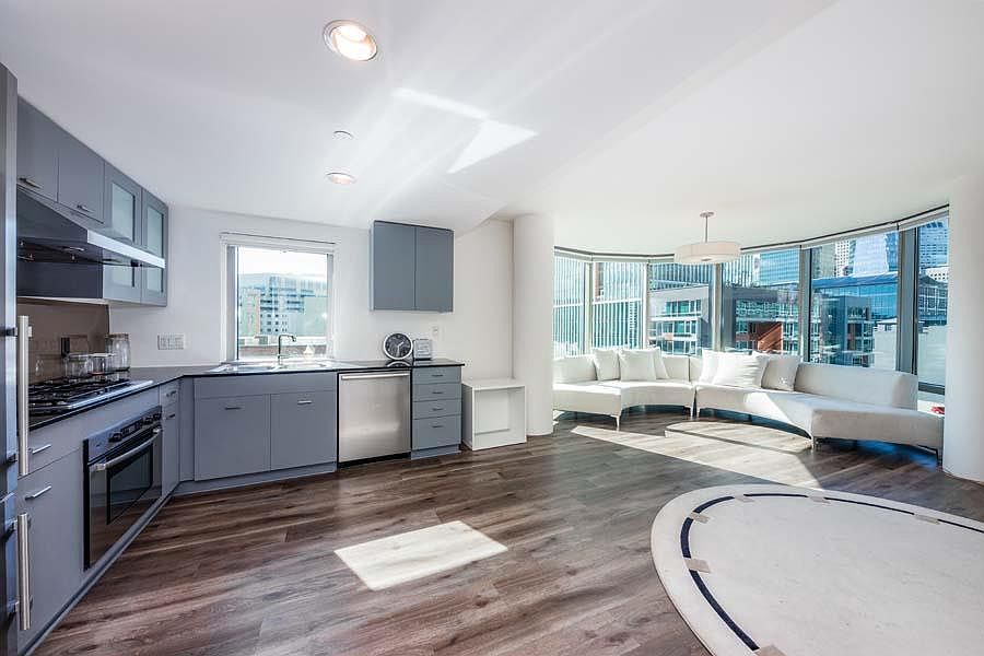 1st image of 333 1st St Unit 604