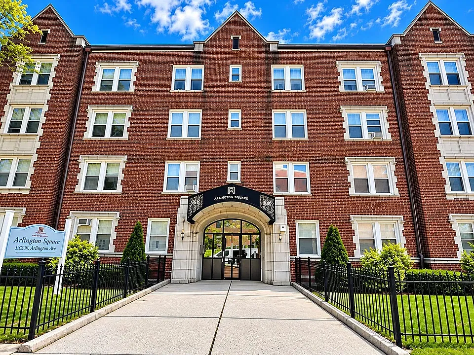132 North Arlington Ave