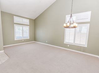 912 Redtail Dr, Corona, CA 92879
