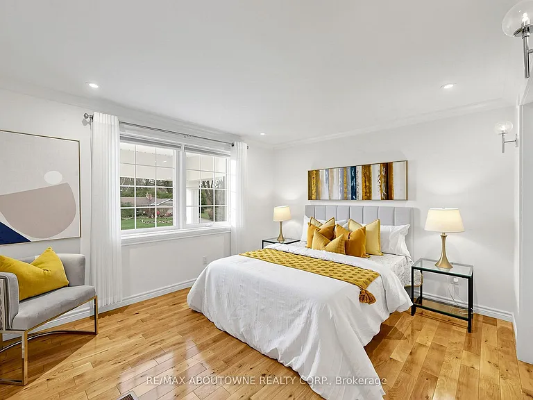 1316 Cambridge Dr — Photo 34