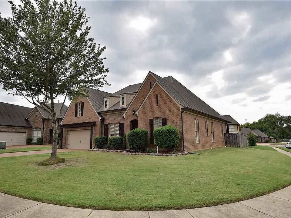 1st image of 8727 Brunswick Forest Dr