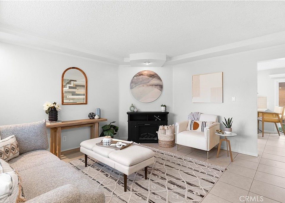 1st image of 710 Tocino Dr