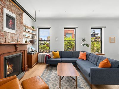 102 Clay St APT 4, Brooklyn, NY, 11222