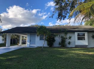 525 SE Oceanspray Ter, Port Saint Lucie, FL 34983