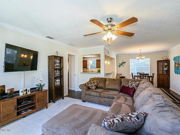 5th image of 8420 Lawfin St S