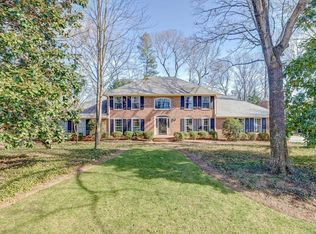6 Whittington Dr, Greenville, SC 29615