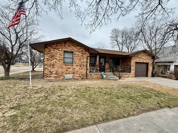 222 W Main St, Beloit, KS 67420