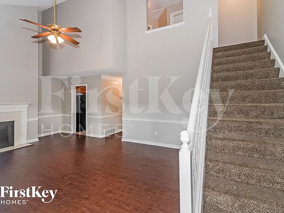 2nd image of 4210 Meadow Valley Dr E