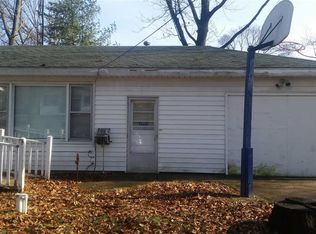 8030 N Bush St, Walkerton, IN 46574