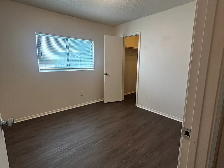 92 Valtameri Ct — Photo 12
