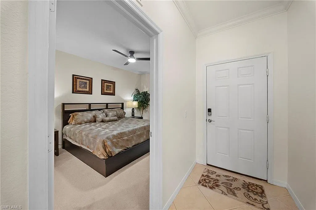 2 bed, 2.0 bath, 1232 sqft, $5,500 — Photo 3