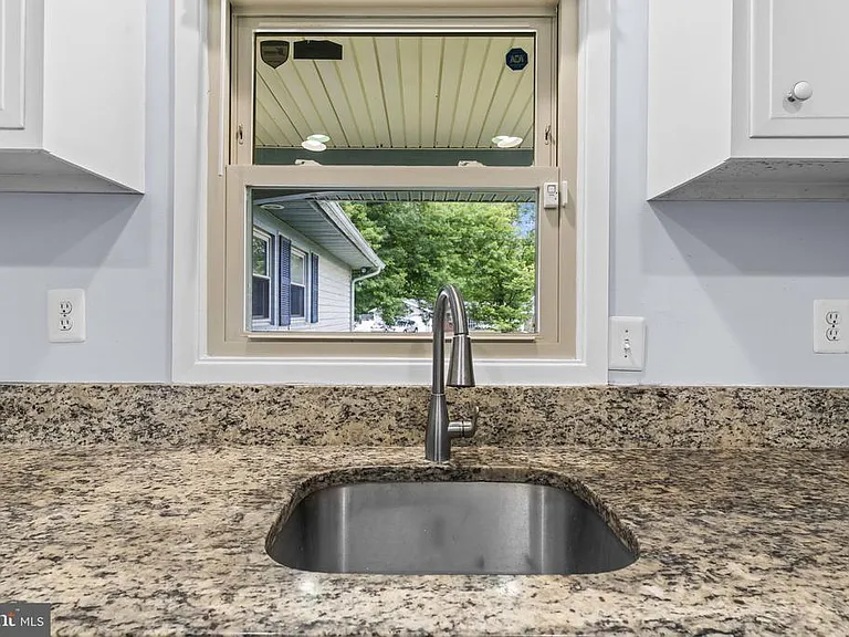 13501 Ivy Way — Photo 24