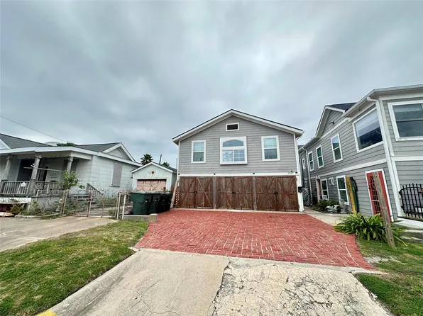 1701 17th St #D, Galveston, TX 77550