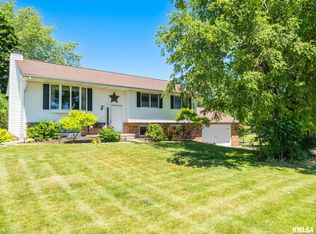 4415 W Simpson Dr, Dunlap, IL 61525