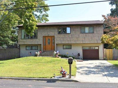 35 Starfire Dr, Centereach, NY, 11720