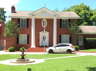 5817 Shore Dr, Ocean Springs, MS 39564