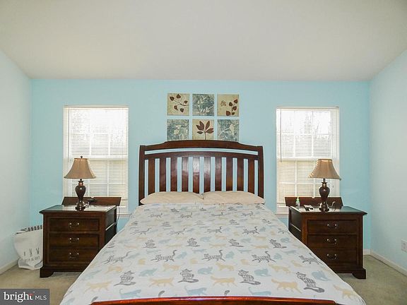 5th image of 1665 Carriage Dr