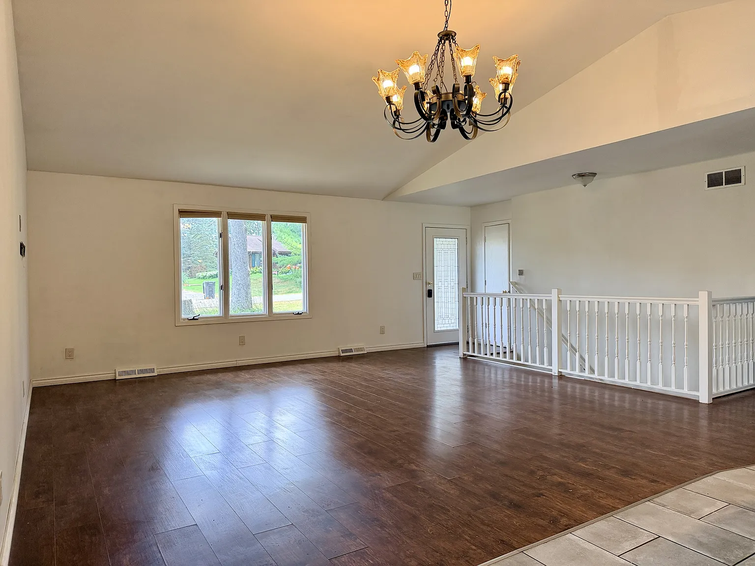 135 Pembroke Road Southwest - 1 — Photo 3