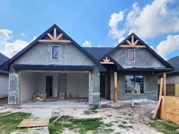 2121 Blue Sky Dr, Weslaco, TX 78599