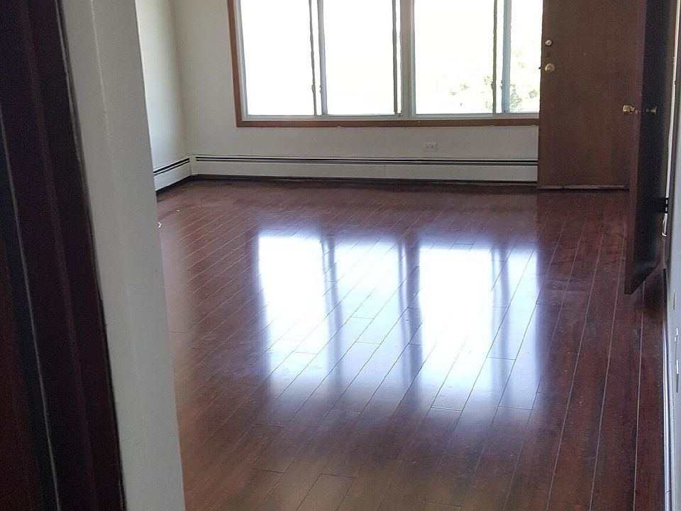 1st image of 494 Jeffery Ave APT 3
