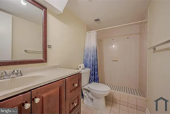 2893 Chalet Ct — Photo 5