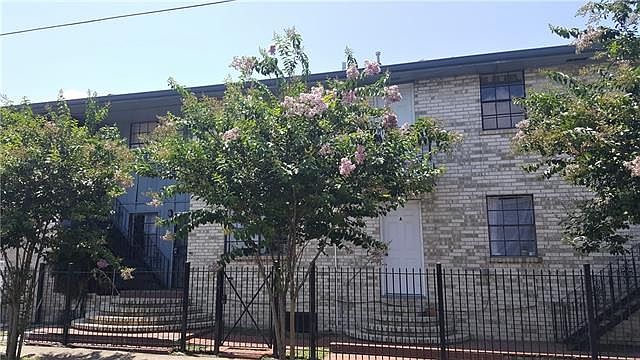 1st image of 3000 Saint Ann St APT B