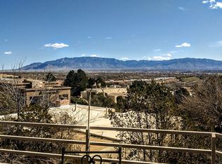 1640 Cliffside Dr NW, Albuquerque, NM 87105