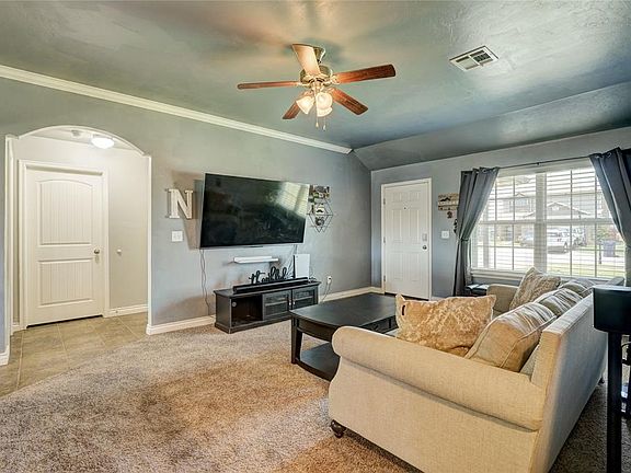 4th image of 13420 Deer Spring Dr