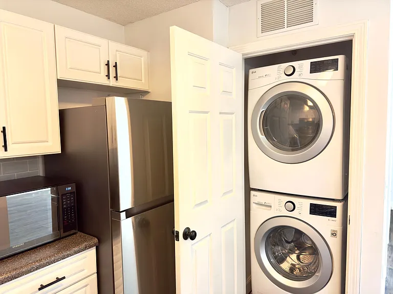 78 Mill St #302 — Photo 26