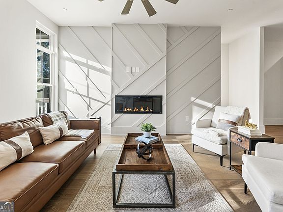 4th image of 12455 Broadwell Rd #202
