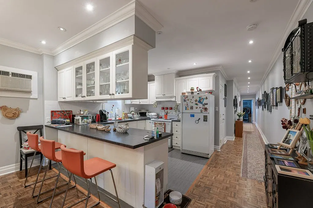 405 Parkside Drive Toronto — Photo 4