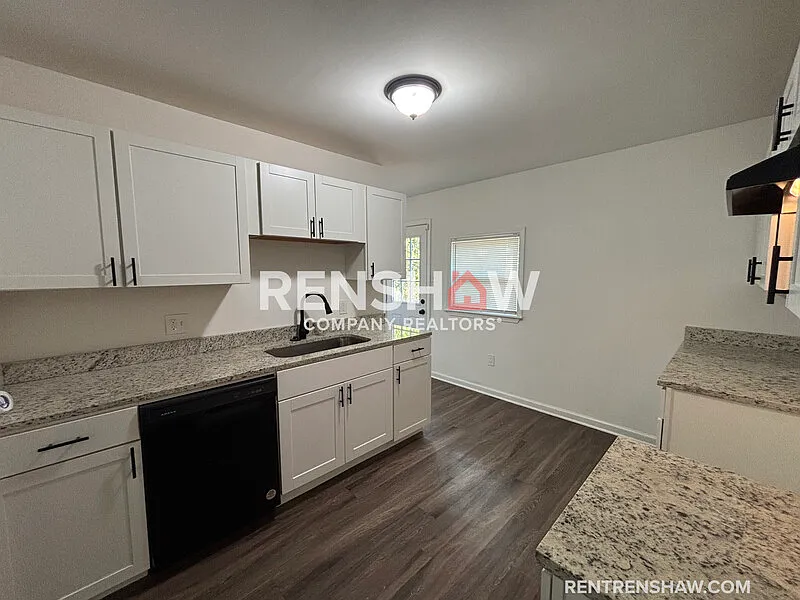 3 bed, 1.0 bath, 875 sqft, $995 — Photo 4