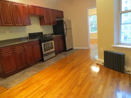 Rented by David W Realty Inc | media 6